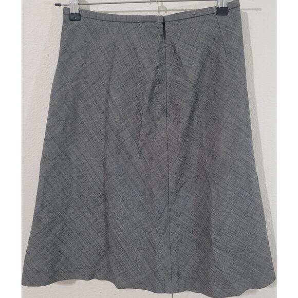 Ann Taylor Gray A Line Women's Skirt 6 Wool Lined Lightweight Flowy - Picture 2 of 4